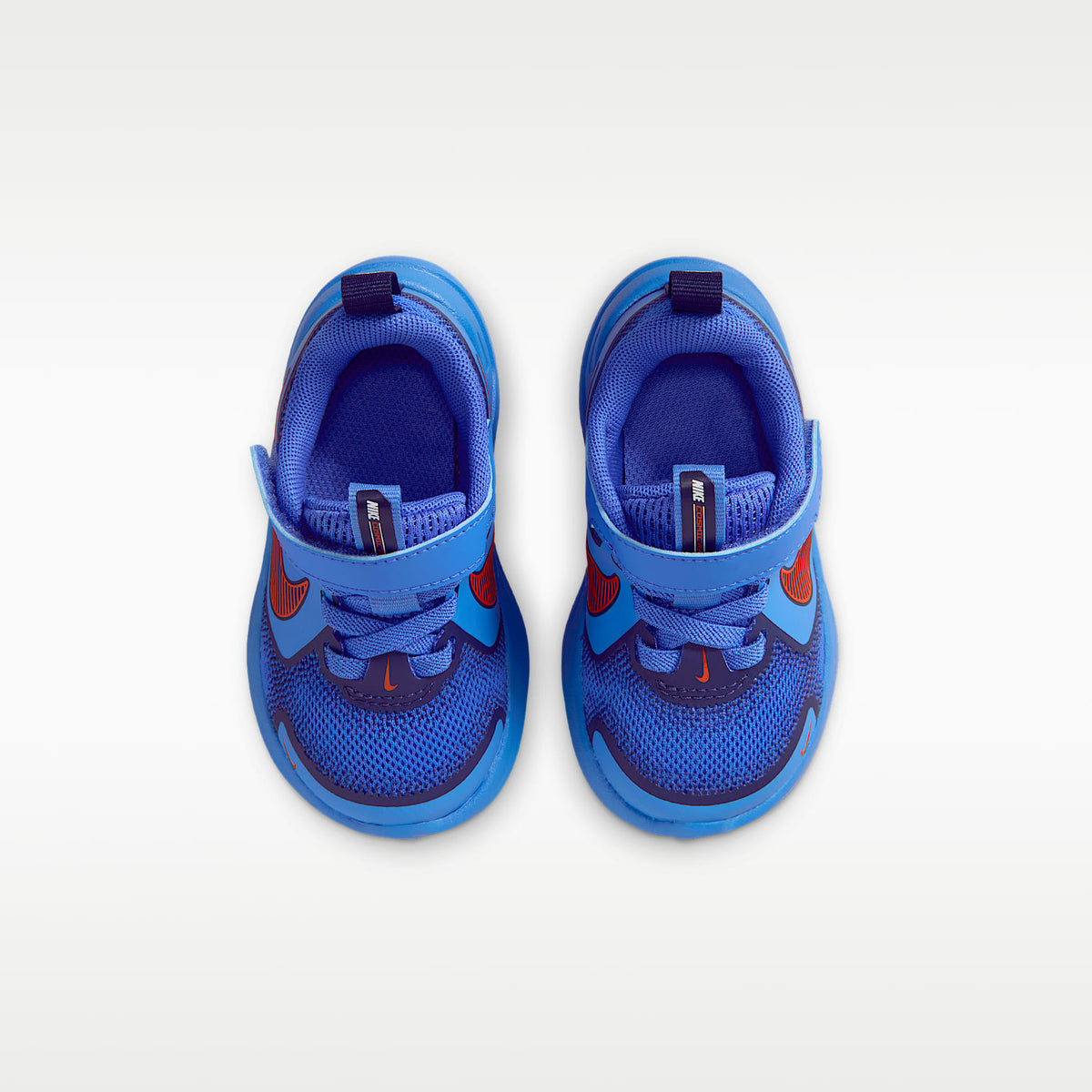 Nike Cosmic Runner – Azul cristal/Azul marino medianoche/Rojo picante – vista 4