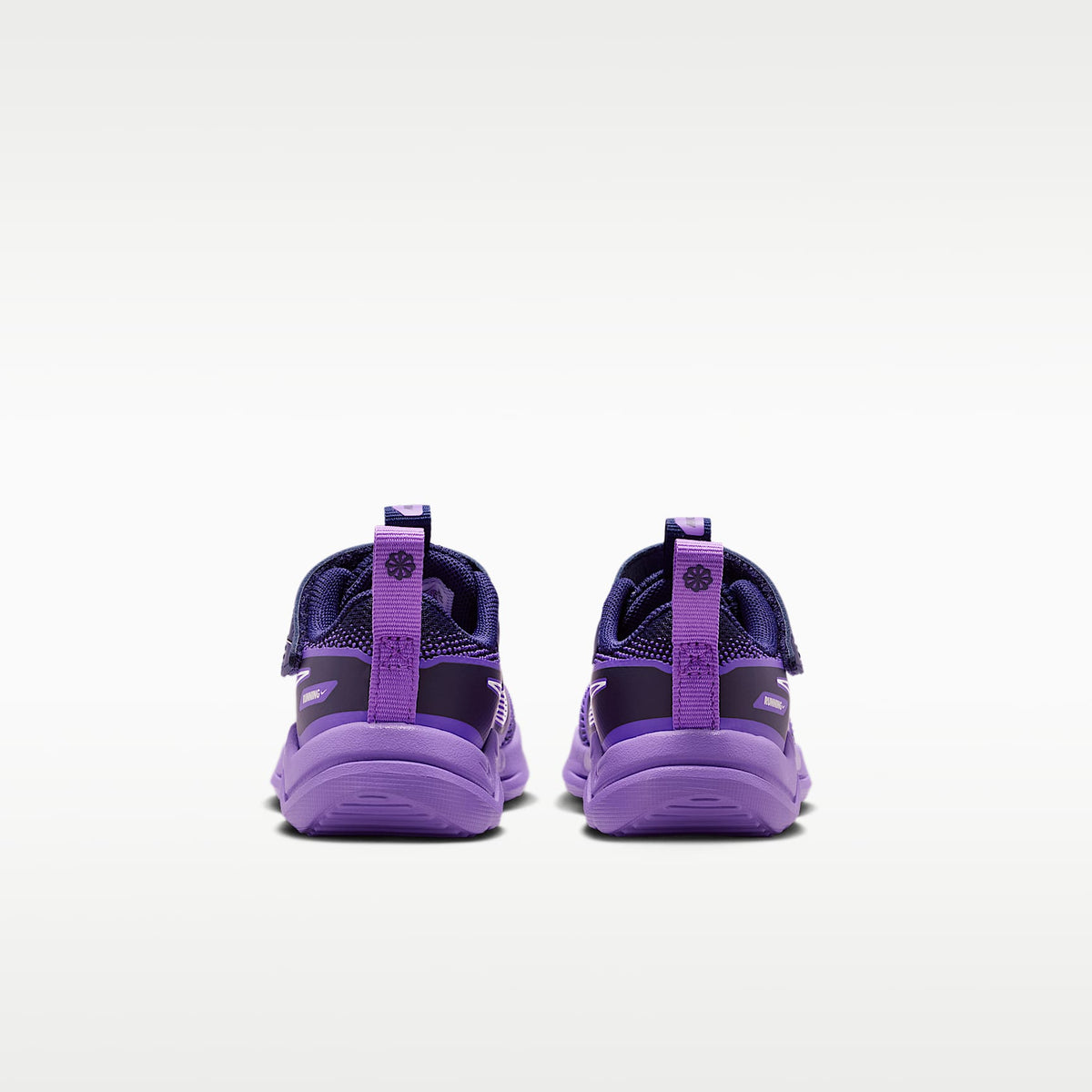 Nike Cosmic Runner – Azul oscuro/Violeta brillante/Leche de coco – vista 6