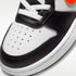 Nike Court Borough Low 2 – Blanco/Negro/Gris humo oscuro/Naranja total – vista 7