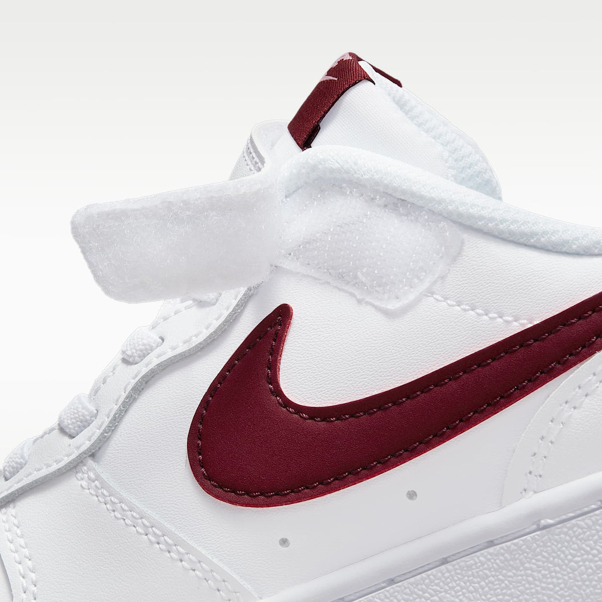 Nike Court Borough Low 2 – Blanco/Remolacha oscuro – vista 9
