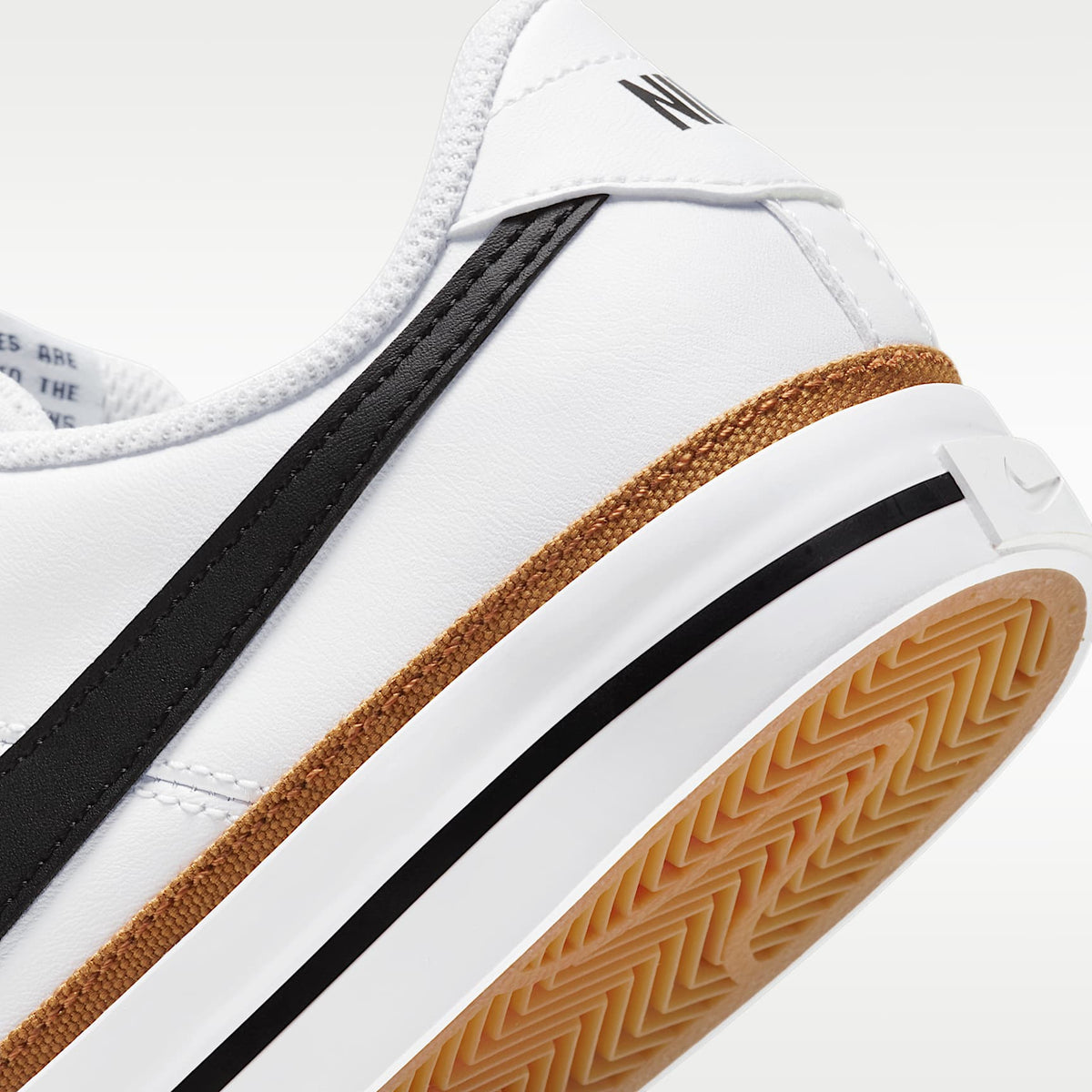Nike Court Legacy – Blanco/Ocre desierto/Marrón claro goma/Negro – vista 8