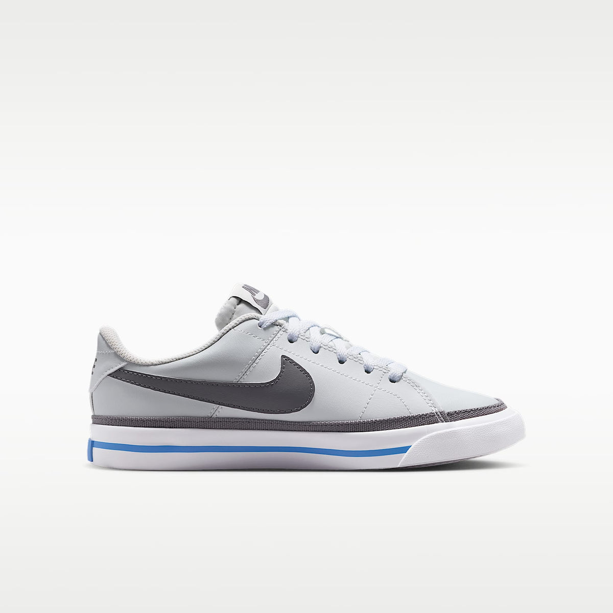 Nike Court Legacy – Blanco cáscara de huevo/Azul cristal/Blanco/Punta de Lápiz – vista 3