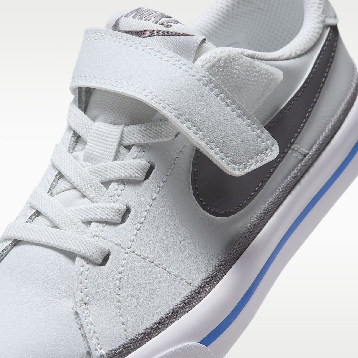Nike Court Legacy – Blanco cáscara de huevo/Azul cristalino/Blanco/Punta de Lápiz – vista 7