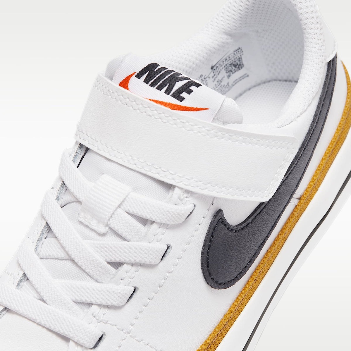 Nike Court Legacy – Blanco/Ocre desierto/Marrón claro goma/Negro – vista 7