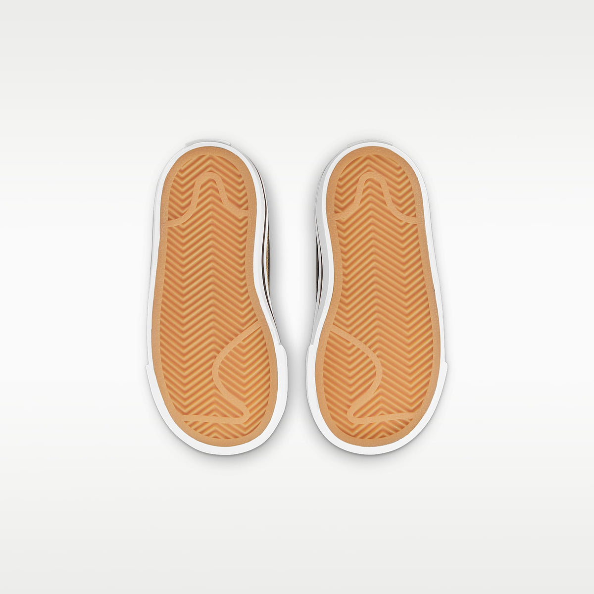 Nike Court Legacy – Blanco/Ocre desierto/Marrón claro goma/Negro – vista 2