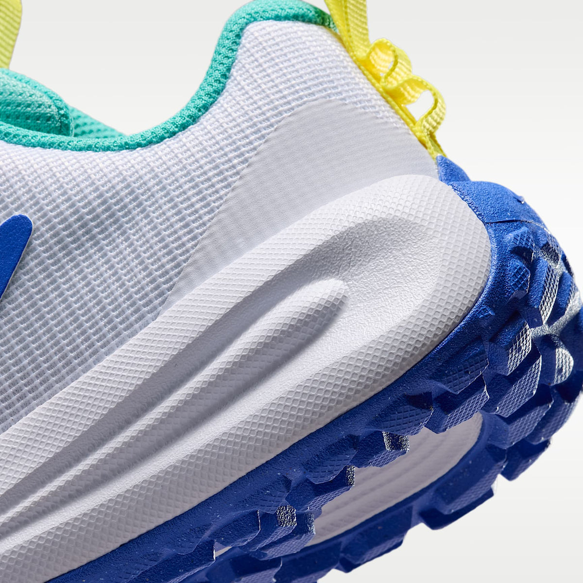 Nike Cross Turf – Azul verdoso lavado/Azul carrera claro/Azul eléctrico/Amarillo sónico – vista 8