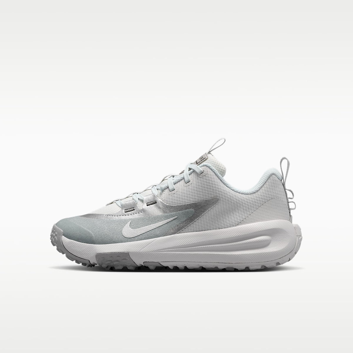 Nike Cross Turf – Polvo fotón/Gris vasto/Plata metalizado – vista 1