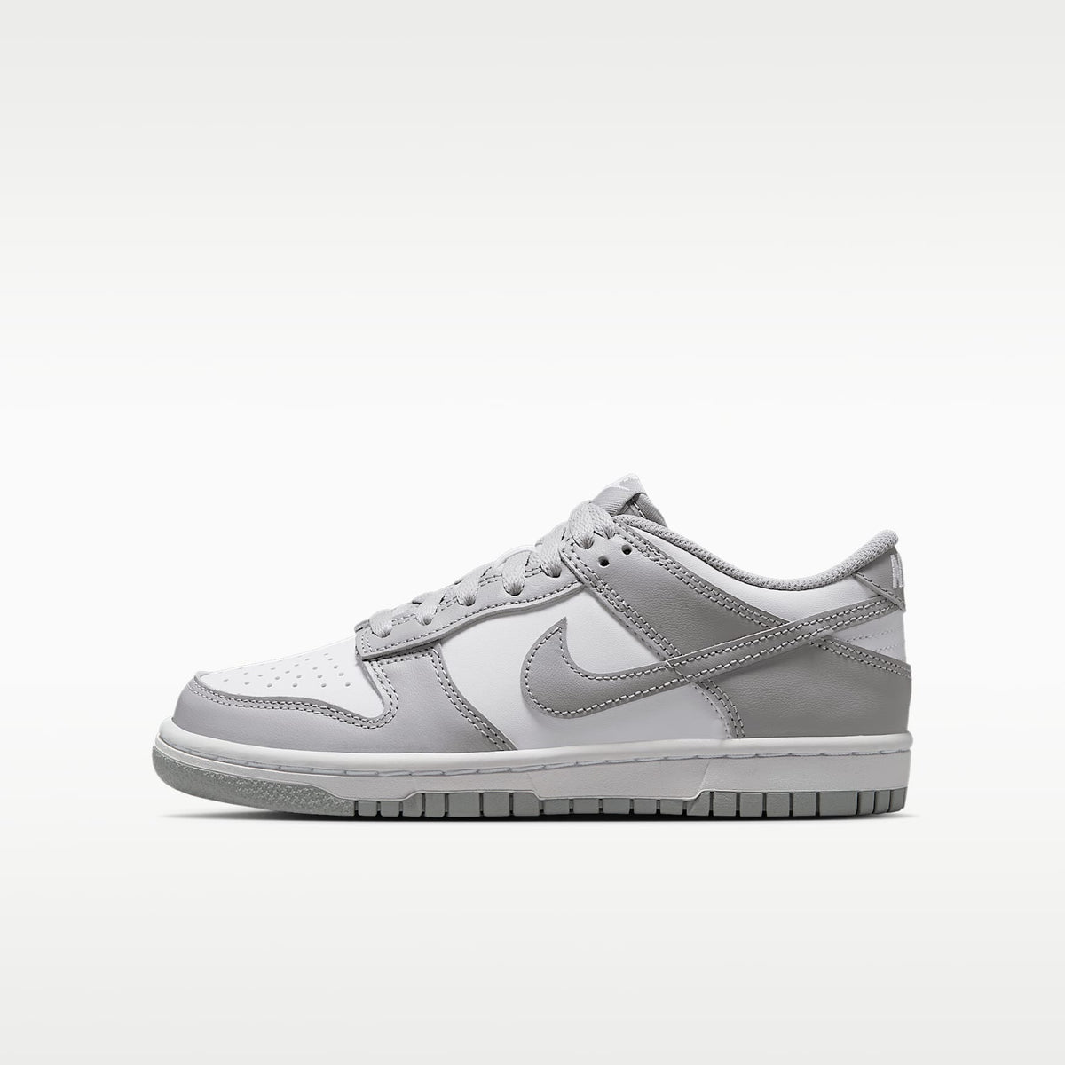 Nike Dunk Low – Blanco/Blanco/Gris humo claro – vista 1