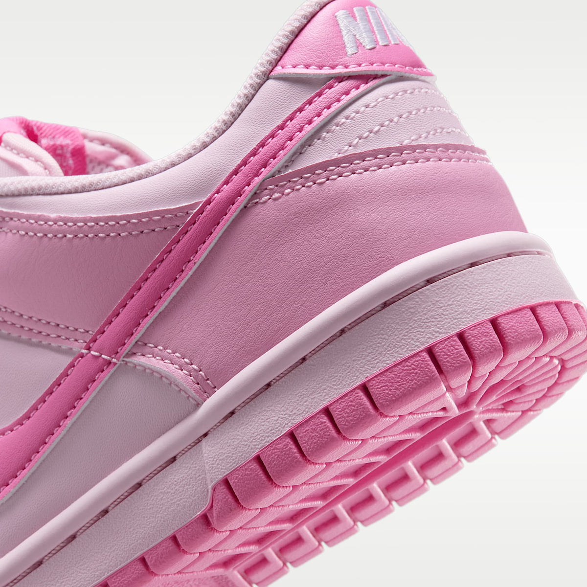 Nike Dunk Low – Rosa amanecer/Espuma rosa/Blanco/Rosa alegre – vista 8