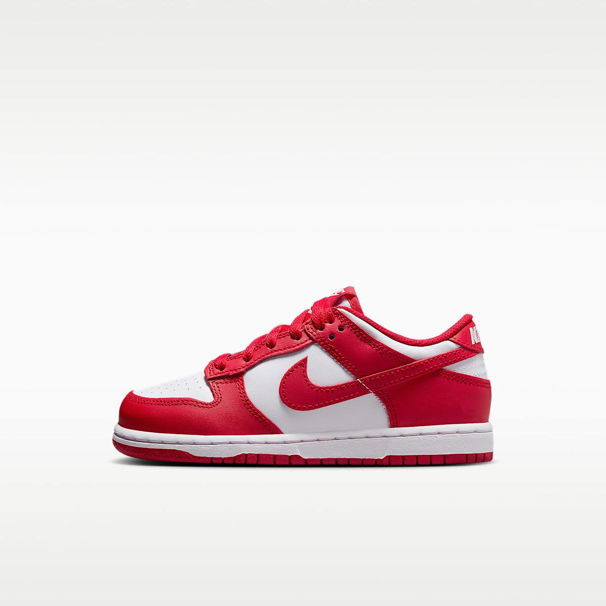 Nike Dunk Low – Blanco/Rojo/Rojo universitario – vista 1
