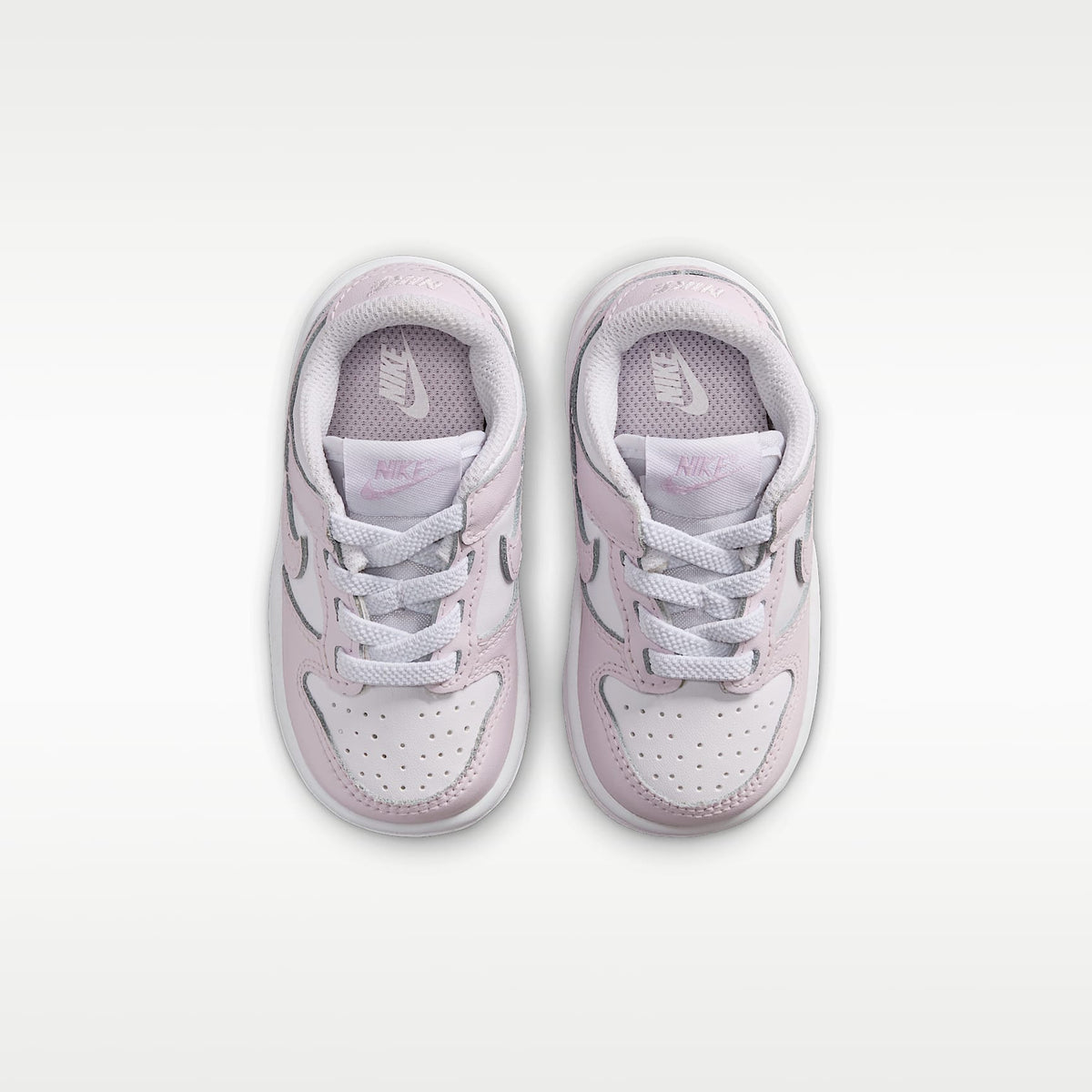 Nike Dunk Low – Blanco/Violeta claro/Violeta claro – vista 4