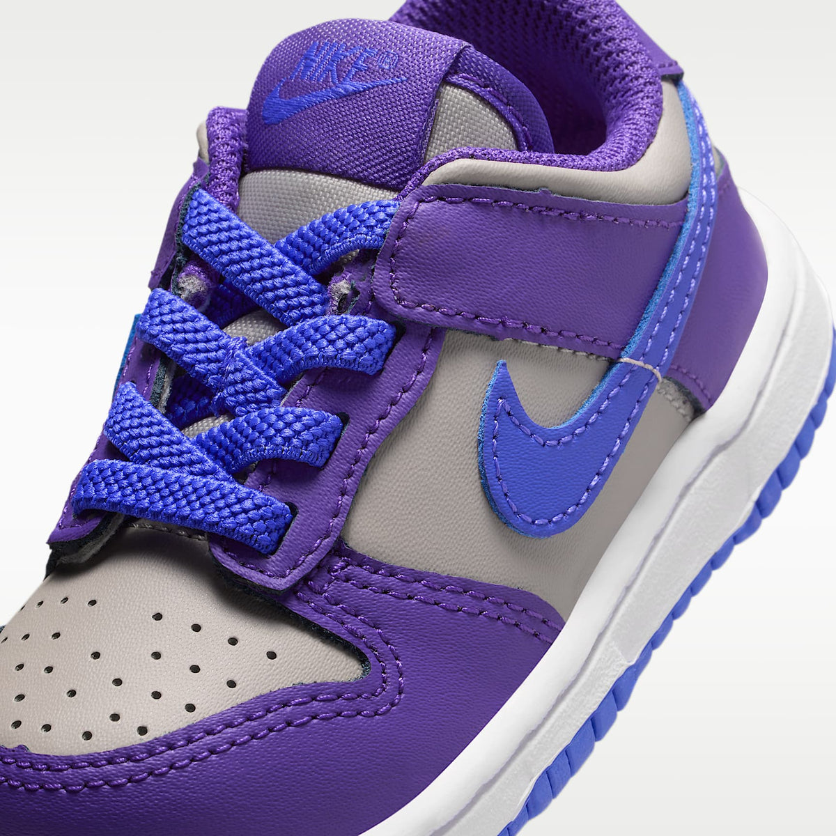Nike Dunk Low – Gris universitario/Uva salvaje/Blanco/Violeta persa – vista 7