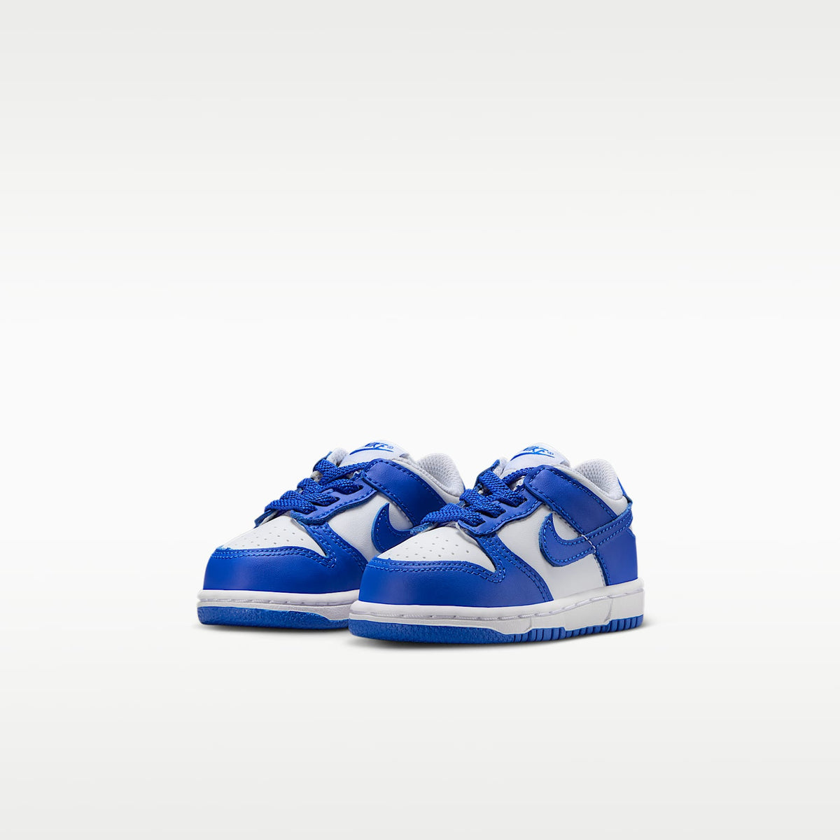 Nike Dunk Low – Blanco/Hiperroyal/Hiperroyal – vista 5