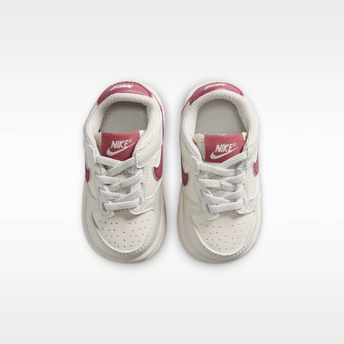 Nike Dunk Low – Perla suave/Rosa humo – vista 4