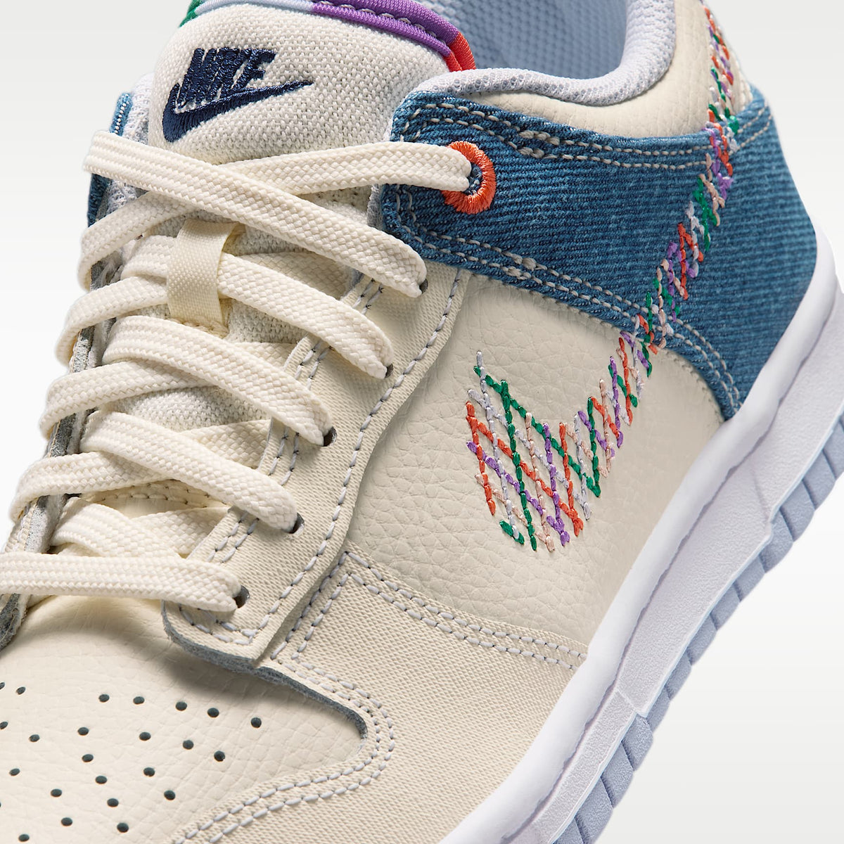 Nike Dunk Low – Perla suave/Azul mezclilla/Azul marino medianoche/Multicolor – vista 7
