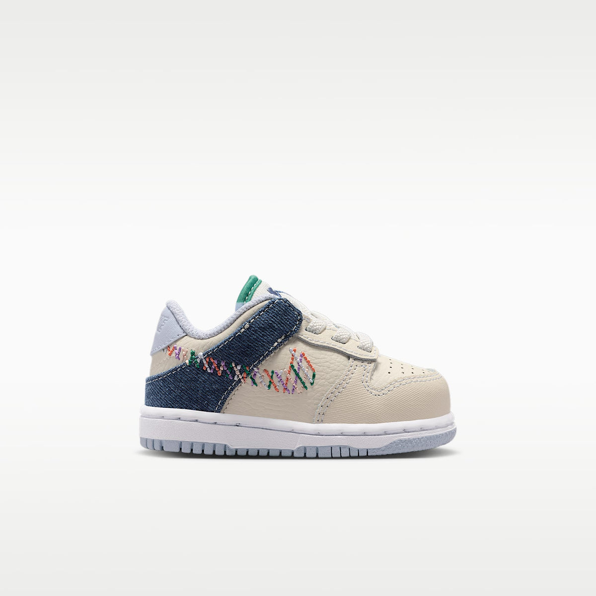 Nike Dunk Low – Perla suave/Azul mezclilla/Azul marino medianoche/Multicolor – vista 3