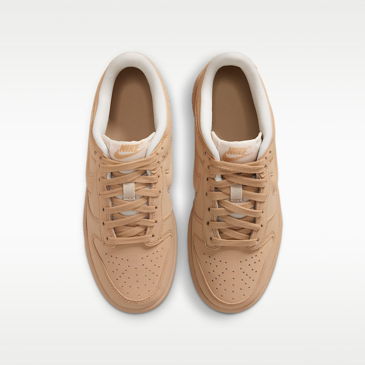 Nike Dunk Low LV8 – Sésamo/Marfil pálido/Sésamo – vista 4