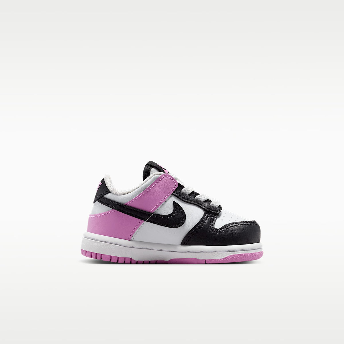 Nike Dunk Low – Blanco cáscara de huevo/Magenta claro/Negro – vista 3