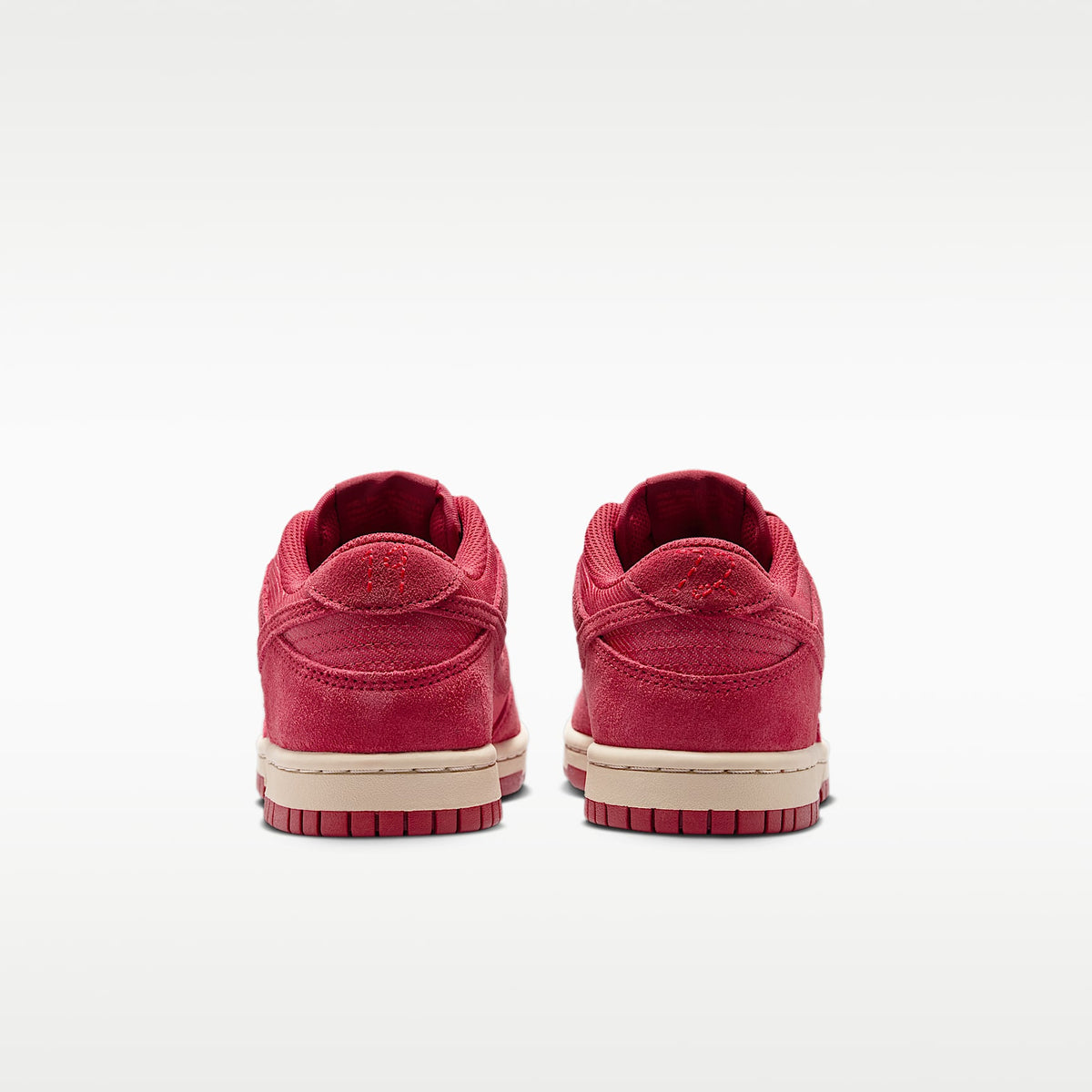 Nike Dunk Low SE – Carmesí team/Carmesí team/Duna/Carmesí team – vista 6
