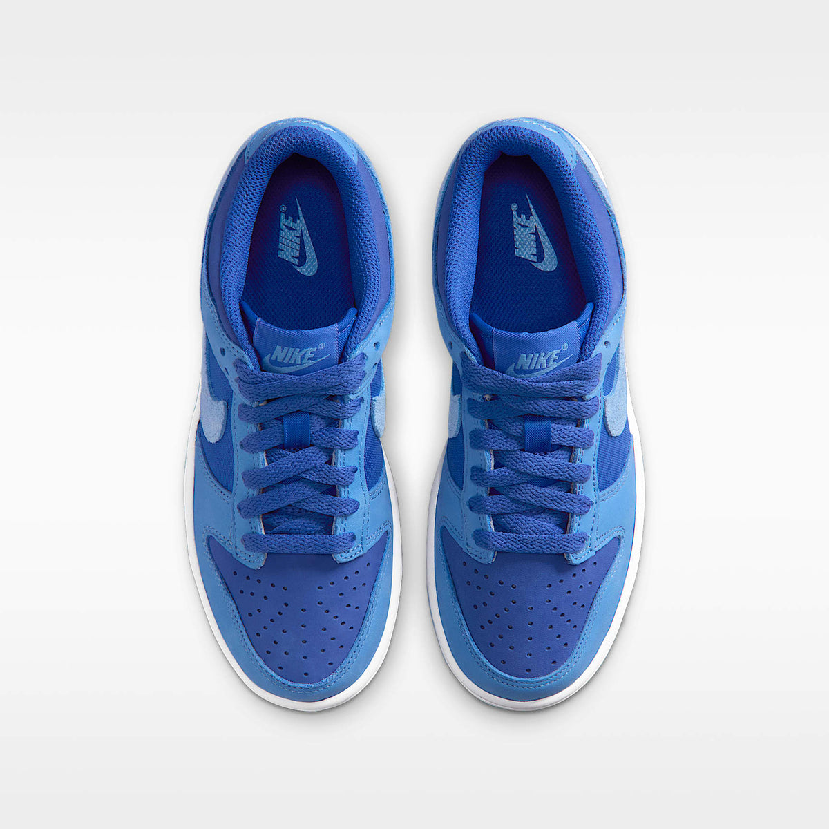 Nike Dunk Low SE – Royal juego/Blanco/Azul universitario – vista 4