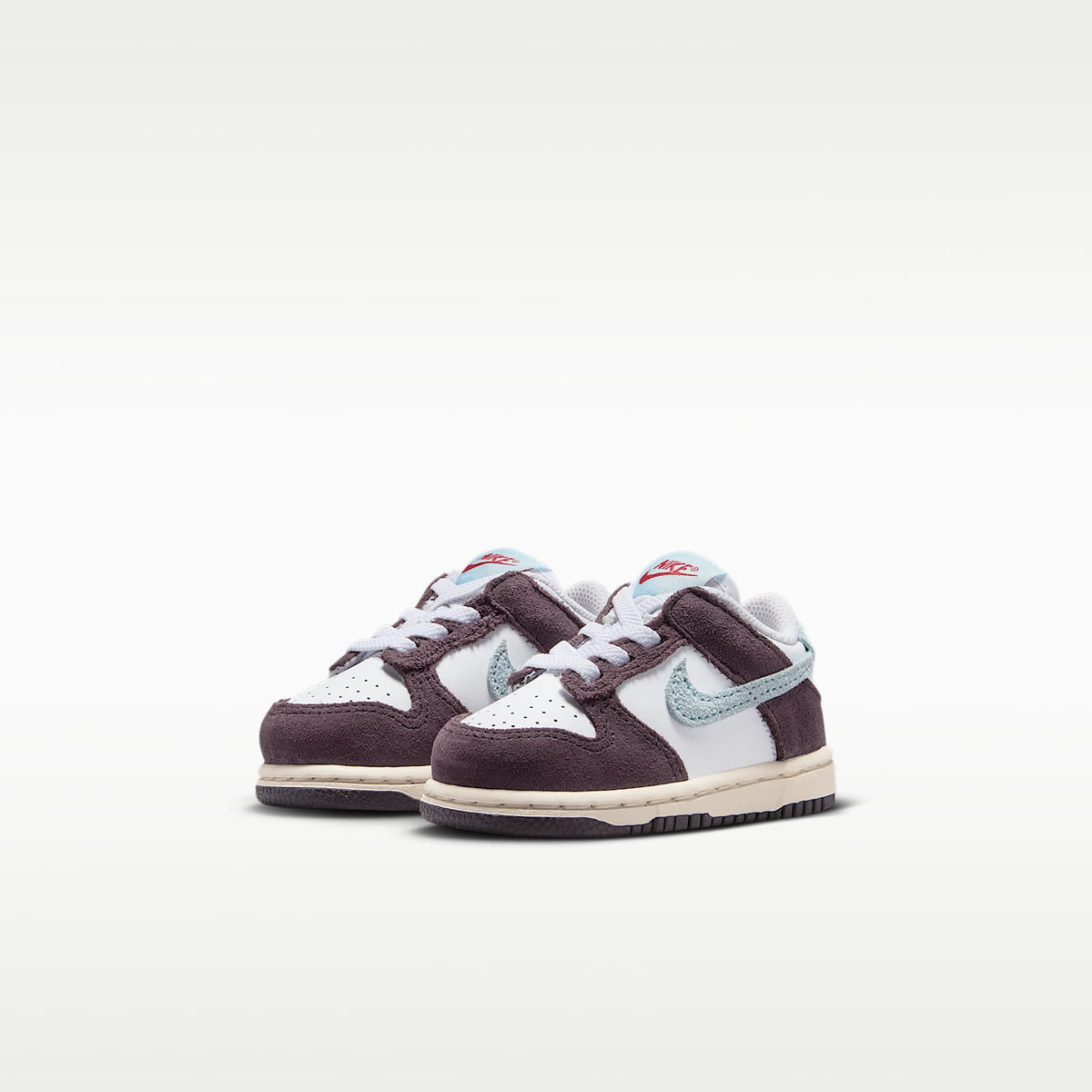 Nike Dunk Low SE – Blanco/Burdeos ceniza/Carmesí team/Azul glacial – vista 5