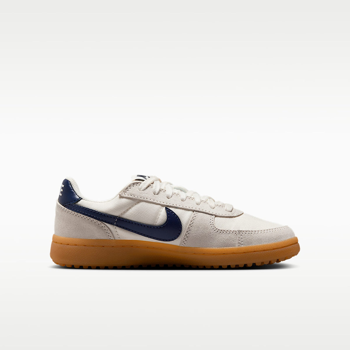 Nike Field General – Marfil pálido/Amarillo goma/Azul marino medianoche – vista 3