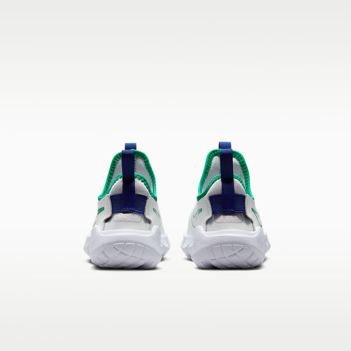 Nike Flex Runner 2 – Blanco cumbre/Platino puro/Azul royal intenso/Verde estadio – vista 6