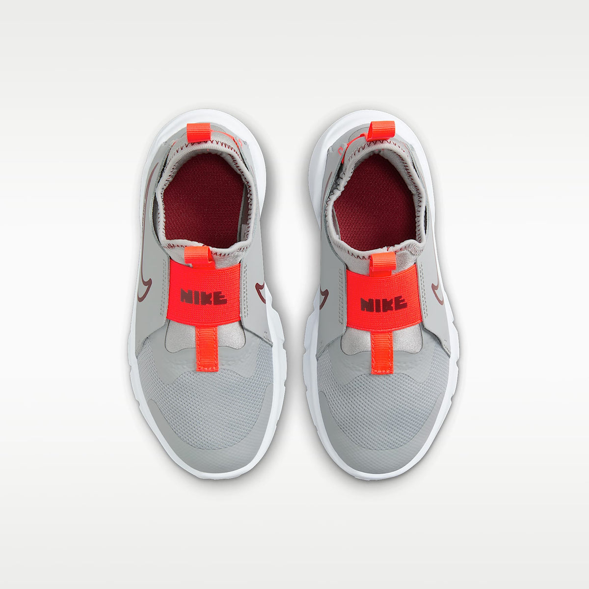 Nike Flex Runner 2 – Gris humo claro/Blanco/Carmesí brillante/Rojo team – vista 4