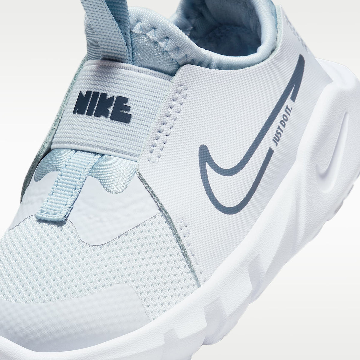 Nike Flex Runner 2 – Gris fútbol/Azul militar claro/Blanco/Azul marino medianoche – vista 7