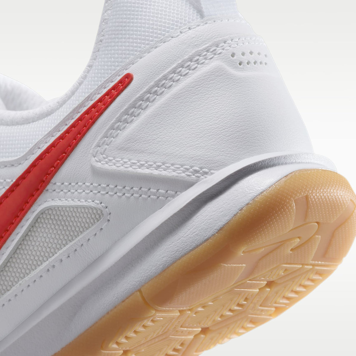 Nike Gato – Blanco/Amarillo goma/Rojo universitario – vista 8