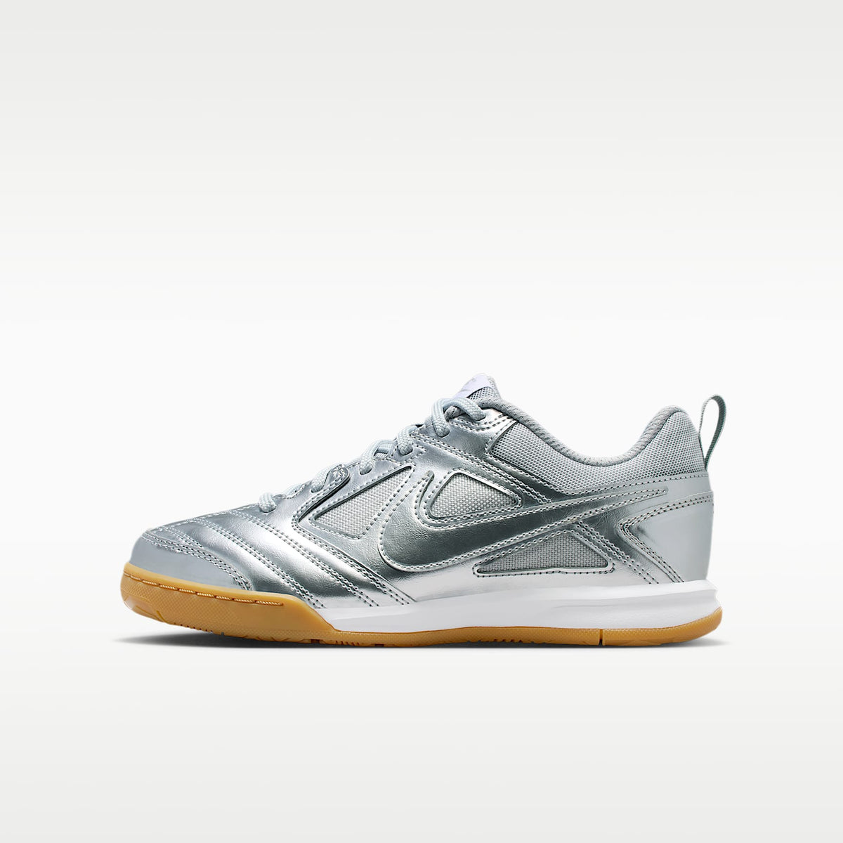 Nike Gato LV8 – Plata metalizado/Blanco/Marrón claro goma/Plata metalizado – vista 1