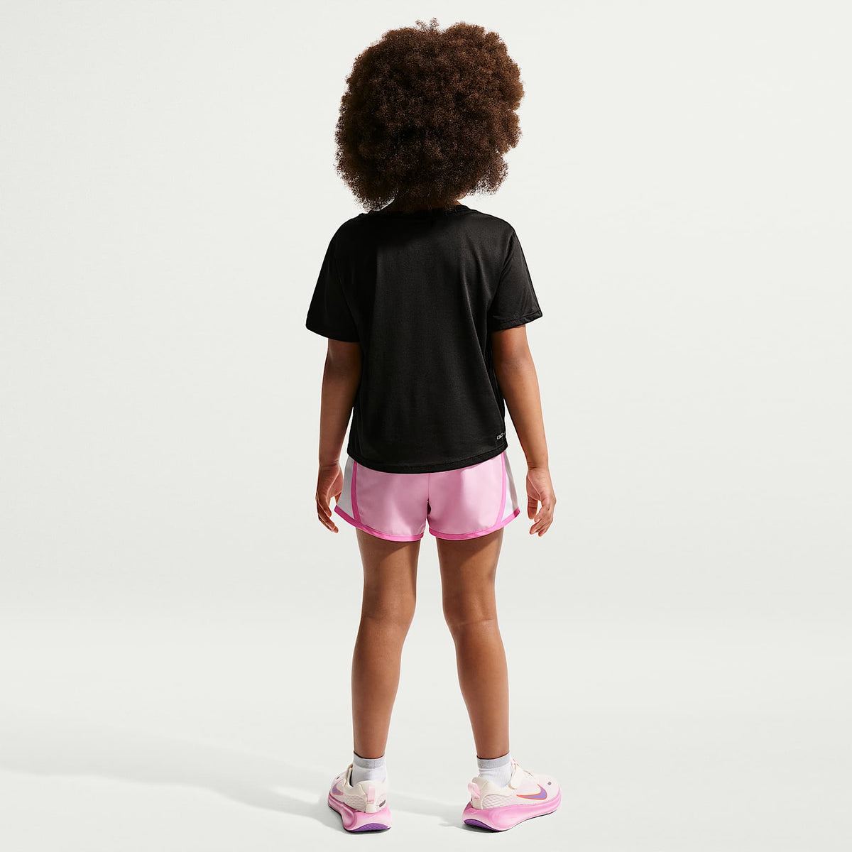 Shorts Dri-FIT Tempo para niños talla pequeña Nike – Rosa amanecer – vista 5
