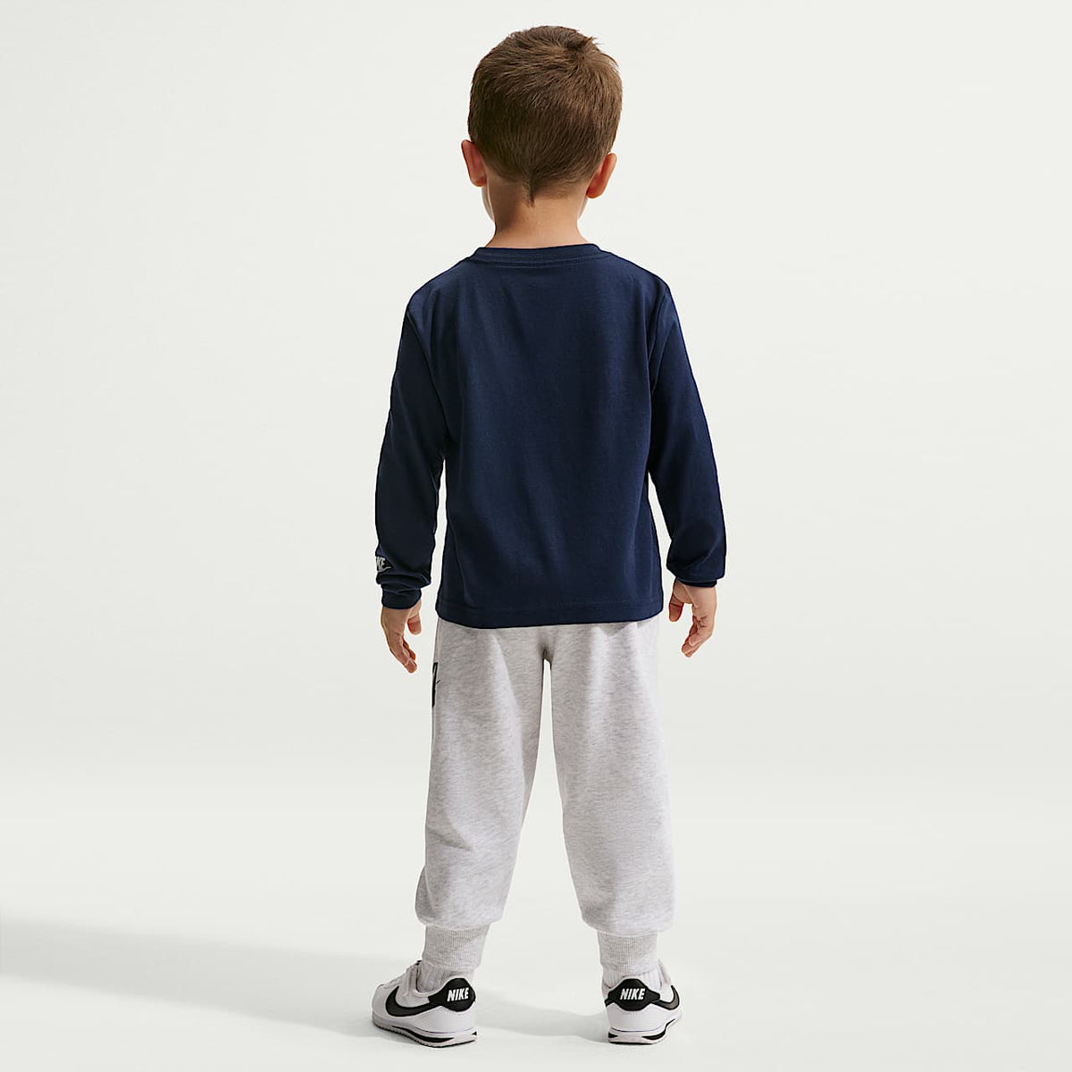Camiseta de Manga Larga con Gráfico Nike para Niño Pequeño