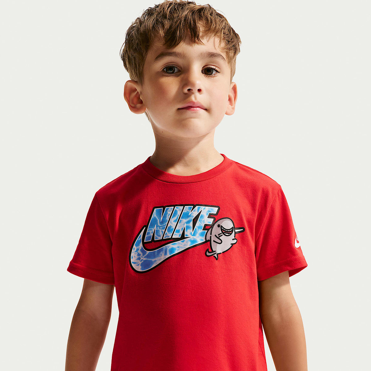 Playera con gráfico infantil Nike – Rojo universitario – vista 1