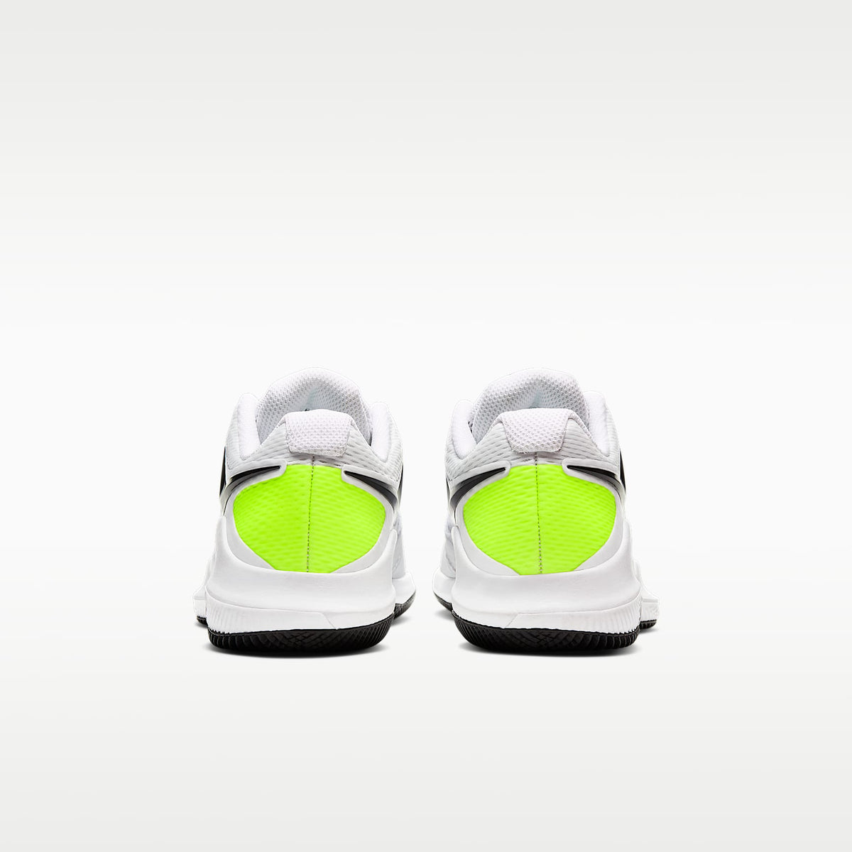 NikeCourt Jr. Vapor X – Blanco/Volt/Negro – vista 6