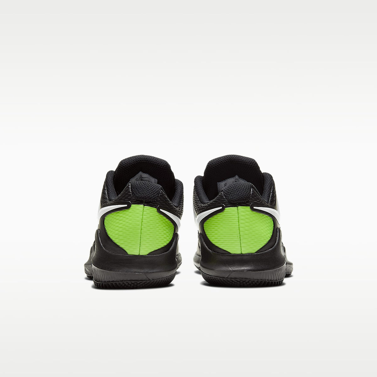 NikeCourt Jr. Vapor X – Negro/Volt/Blanco – vista 6