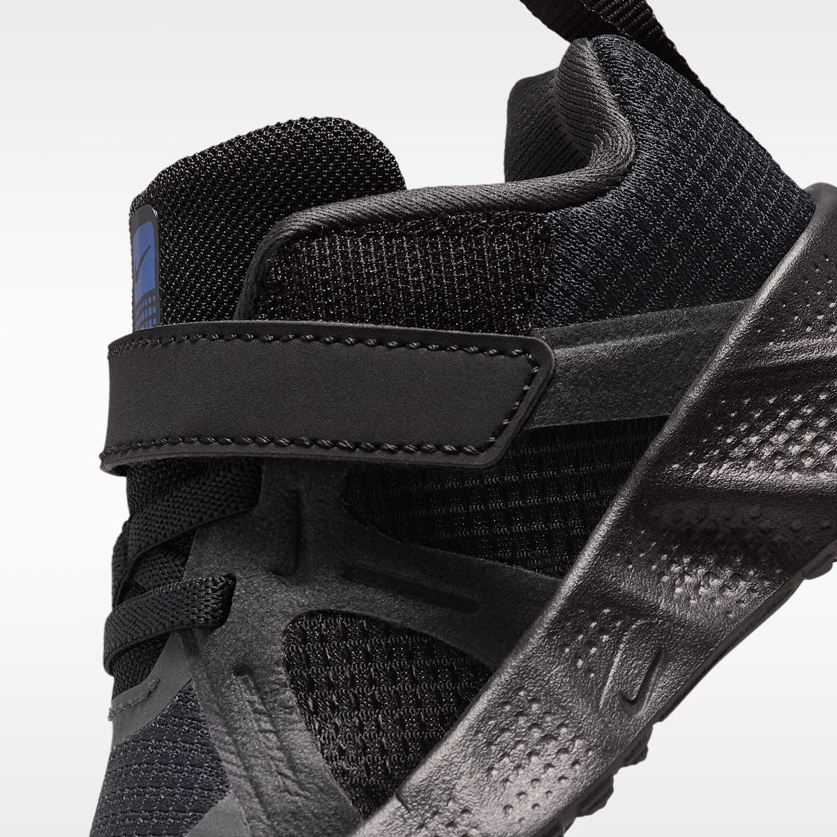 Nike Metro Tek – Negro/Sombrío apagado/Azul carrera/Negro metálico – vista 8