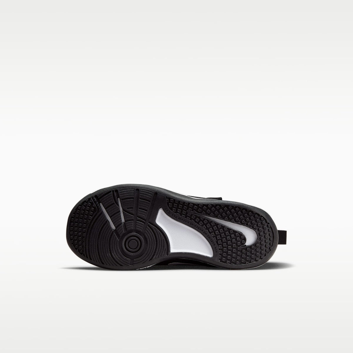 Nike Omni Multi-Court – Negro/Blanco – vista 2