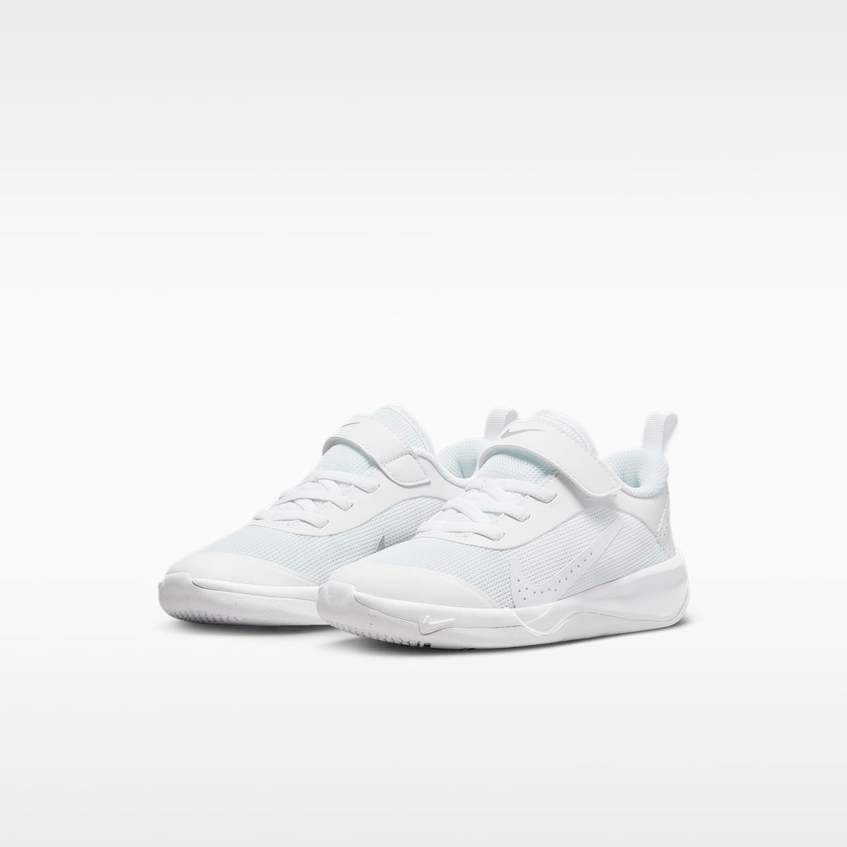 Nike Omni Multi-Court – Blanco/Platino puro/Blanco – vista 5