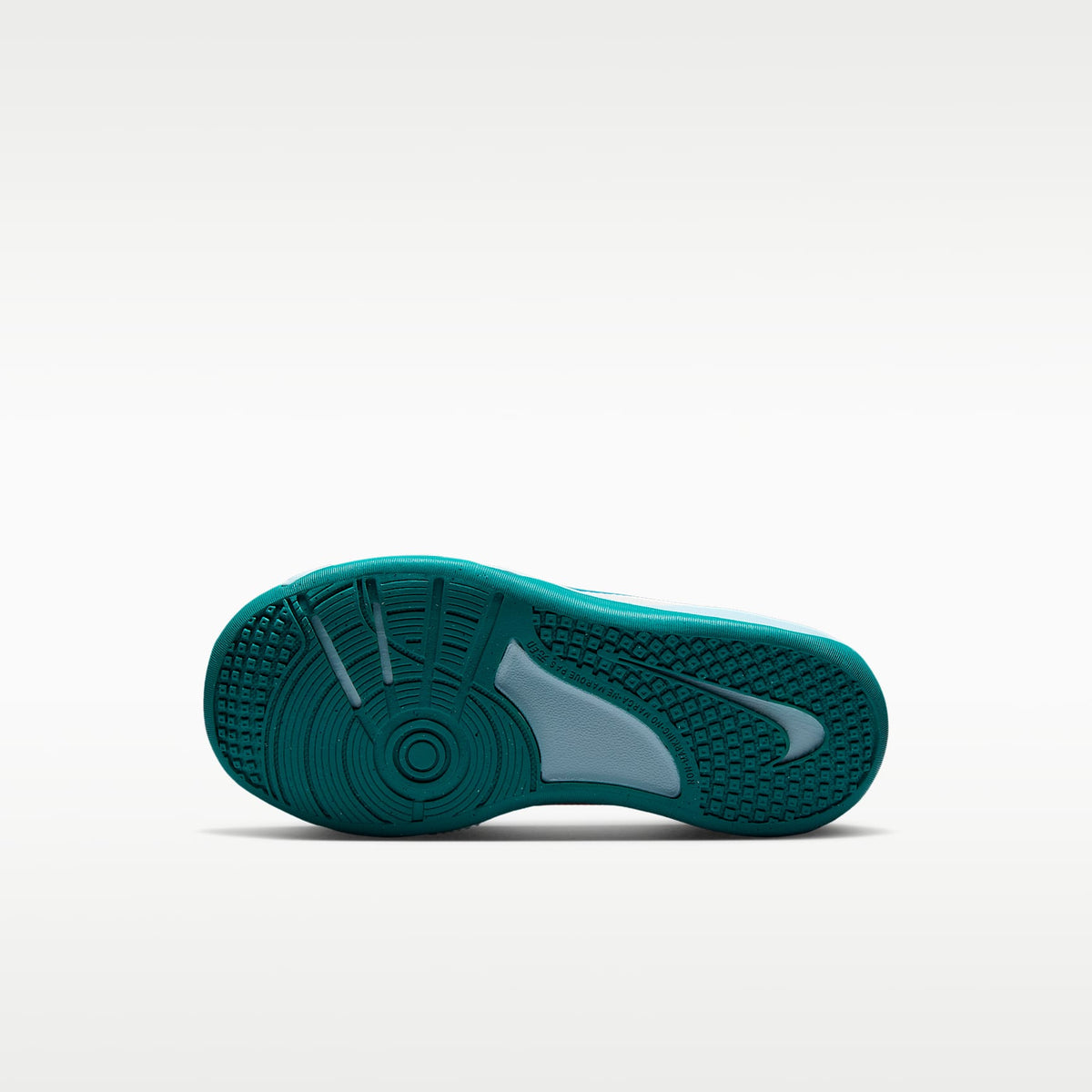 Nike Omni Multi-Court – Blanco cáscara de huevo/Energía/Rosa tropical/Azul glacial – vista 2