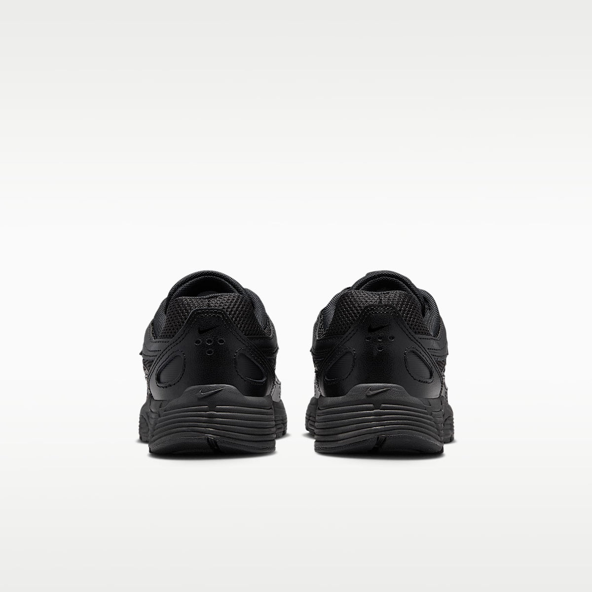 Nike P-6000 – Negro/Negro – vista 6