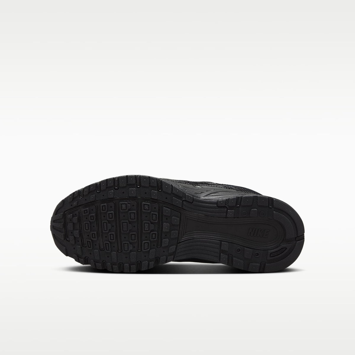 Nike P-6000 – Negro/Negro – vista 2
