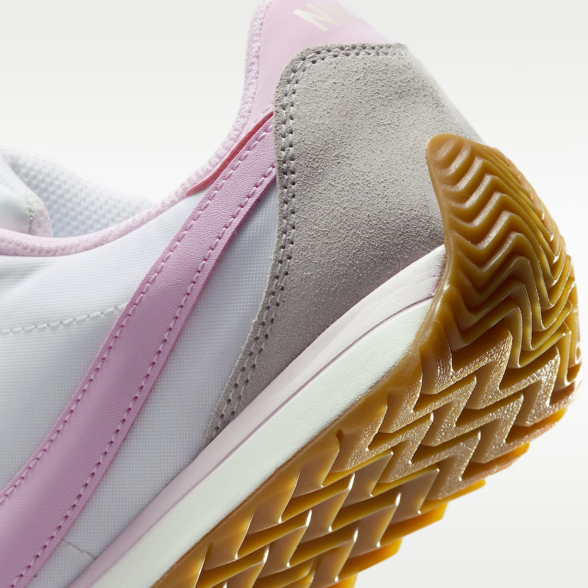 Nike Pacific – Vela/Marrón claro goma/Naranja seguridad/Espuma rosa – vista 8