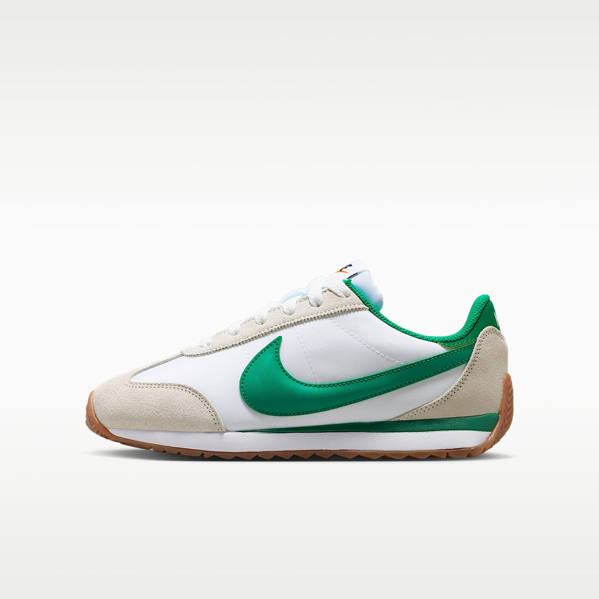 Nike Pacific – Blanco/Plata claro/Marrón medio goma/Malaquita – vista 1