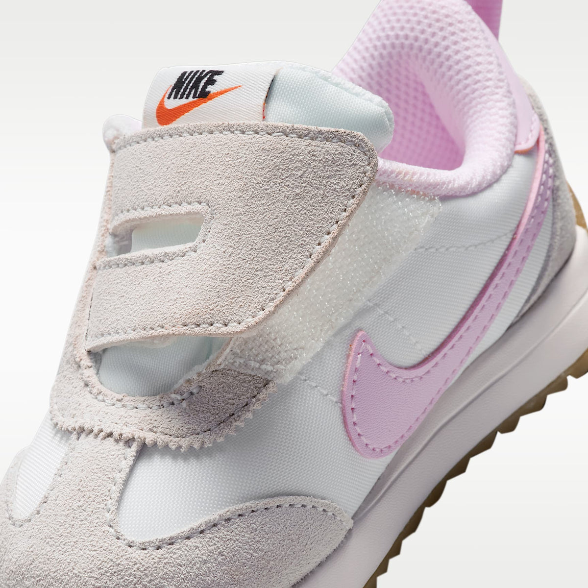 Nike Pacific – Vela/Marrón claro goma/Naranja seguridad/Espuma rosa – vista 7