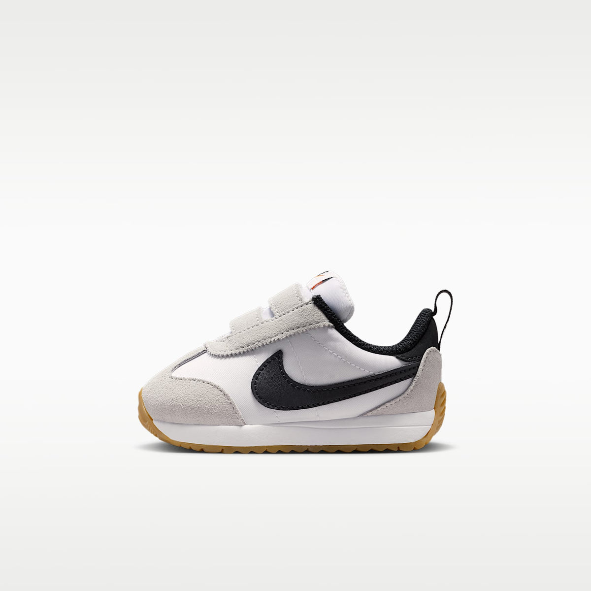 Nike Pacific – Blanco/Tinte platino/Marrón claro goma/Negro – vista 1