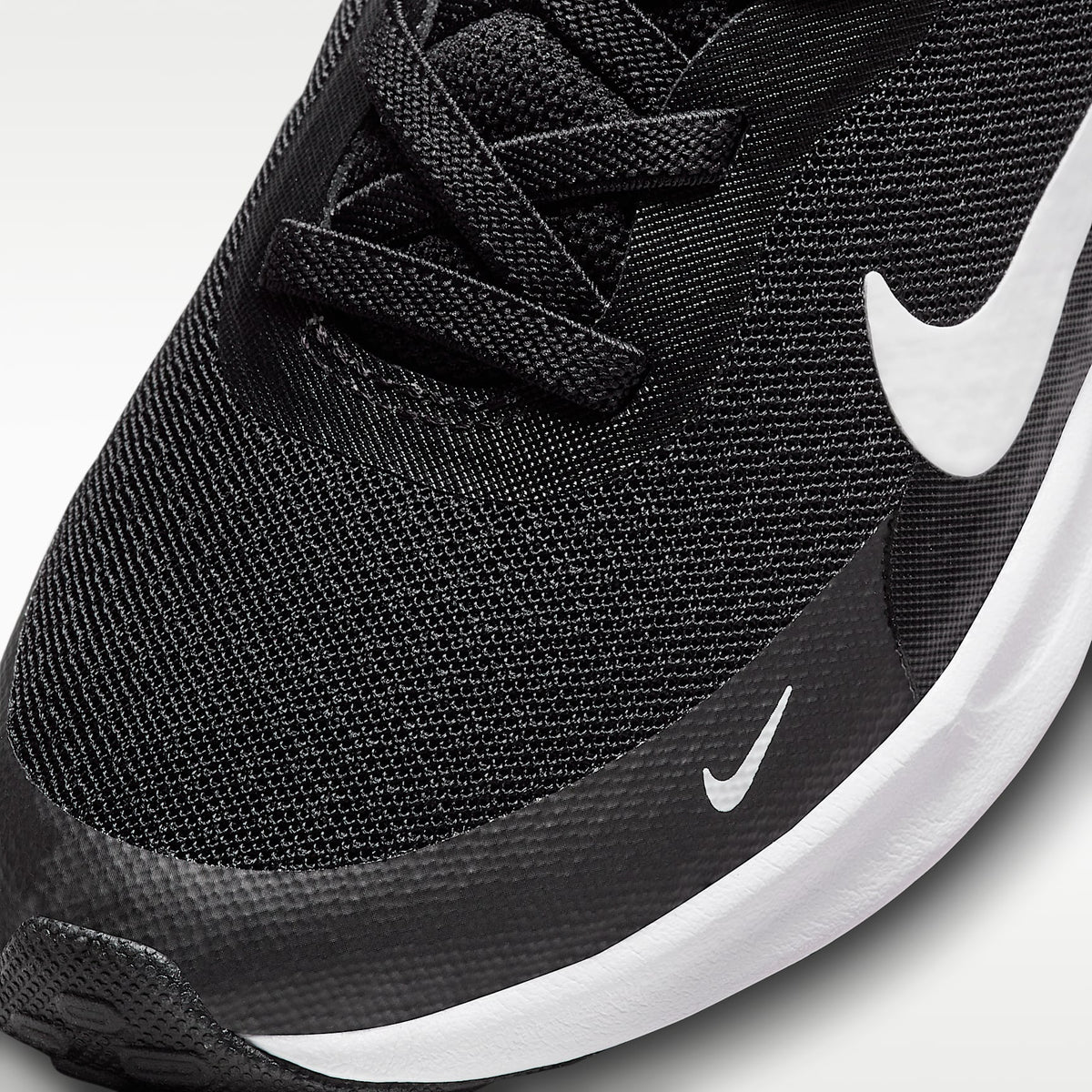 Nike Revolution 7 – Negro/Blanco/Blanco – vista 7