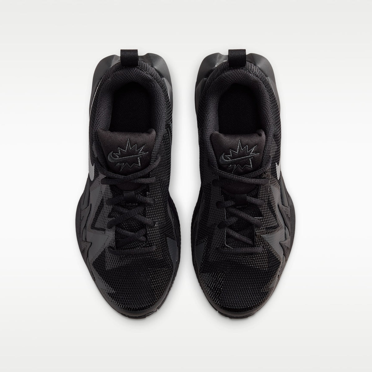 Nike S.T. Dynamite – Negro/Gris humo oscuro/Negro – vista 4