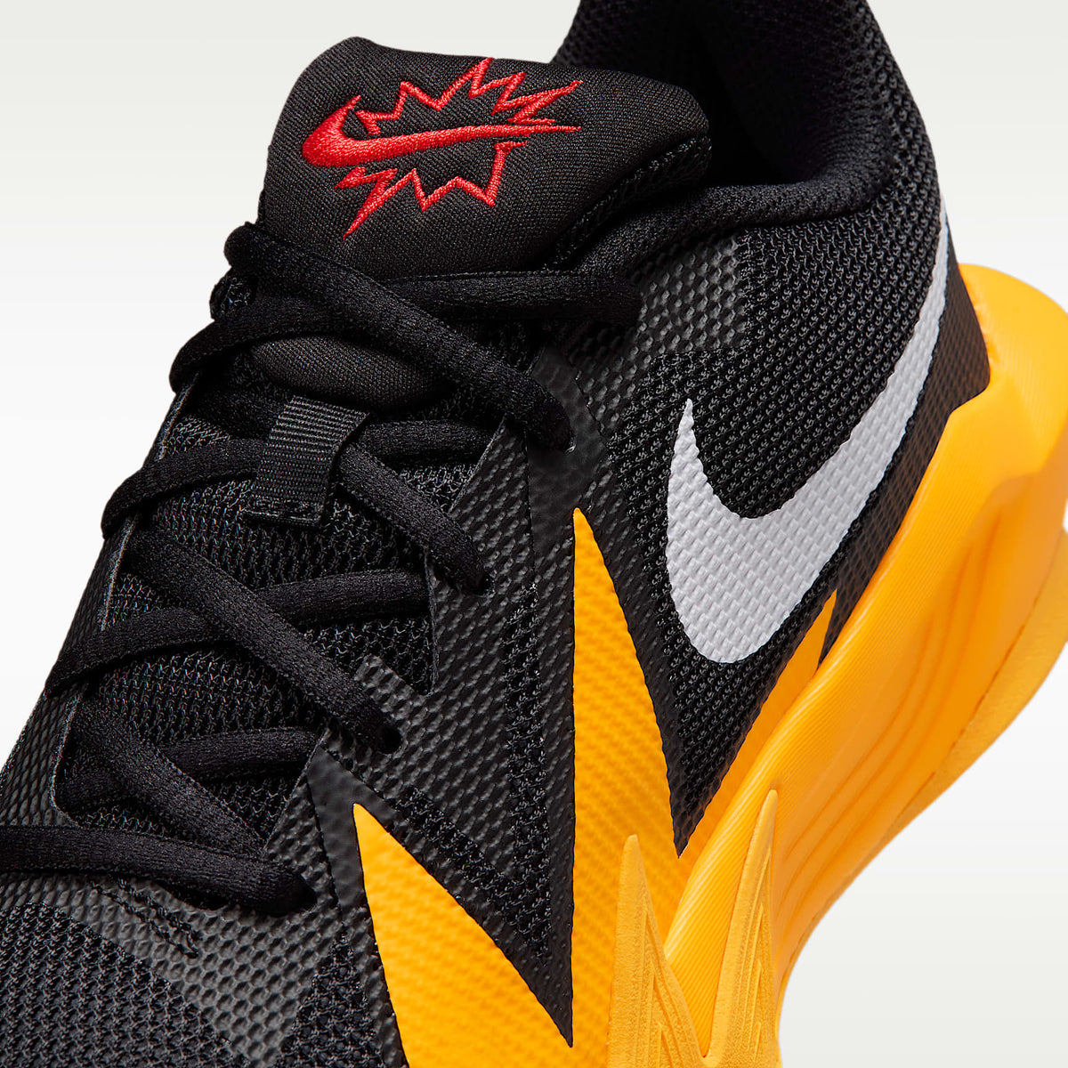 Nike S.T. Dynamite – Negro/Naranja láser/Oro universitario/Blanco – vista 7