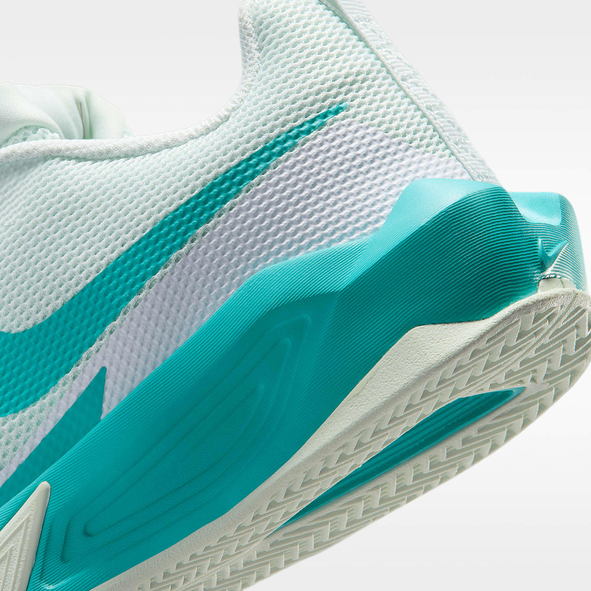 Nike S.T. Dynamite – Verde ligero/Blanco/Cactus empolvado – vista 8